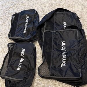 Tommy John Black Packing Cube Set